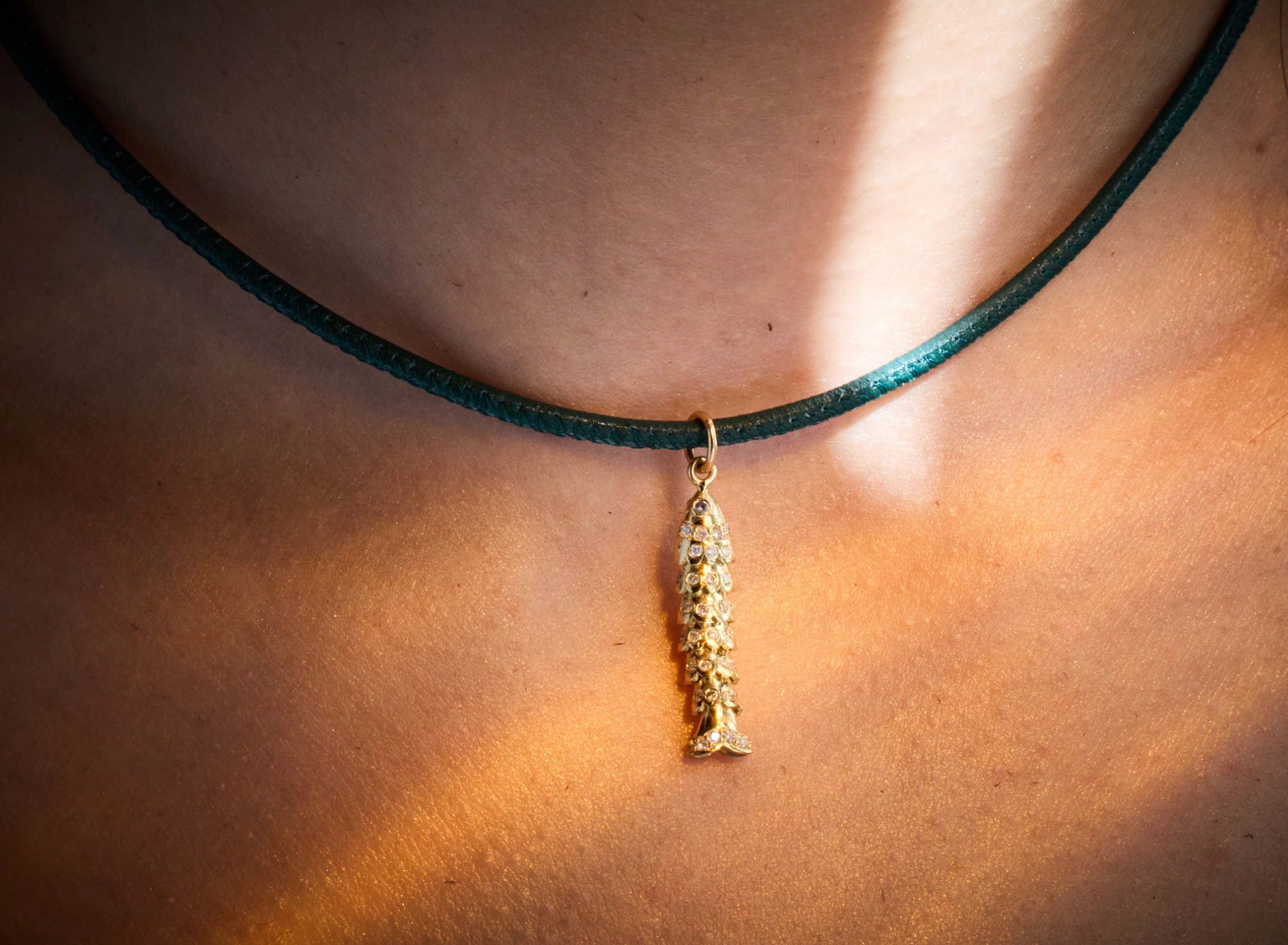 Lucky Little Fish I Articulated Charm